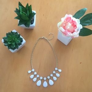 White statement necklace